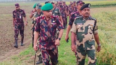ঝিনাইদহ সীমান্তে বিজিবি-বিএসএফের সৌজন্য সাক্ষাৎ