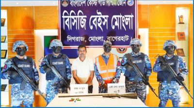 সুন্দরবনে অস্ত্রসহ আনারুল বাহিনীর সহযোগী আটক
