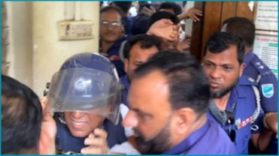 সাবেক আইনমন্ত্রী আনিসুল হককে আদালত এলাকায় কিল-ঘুষি