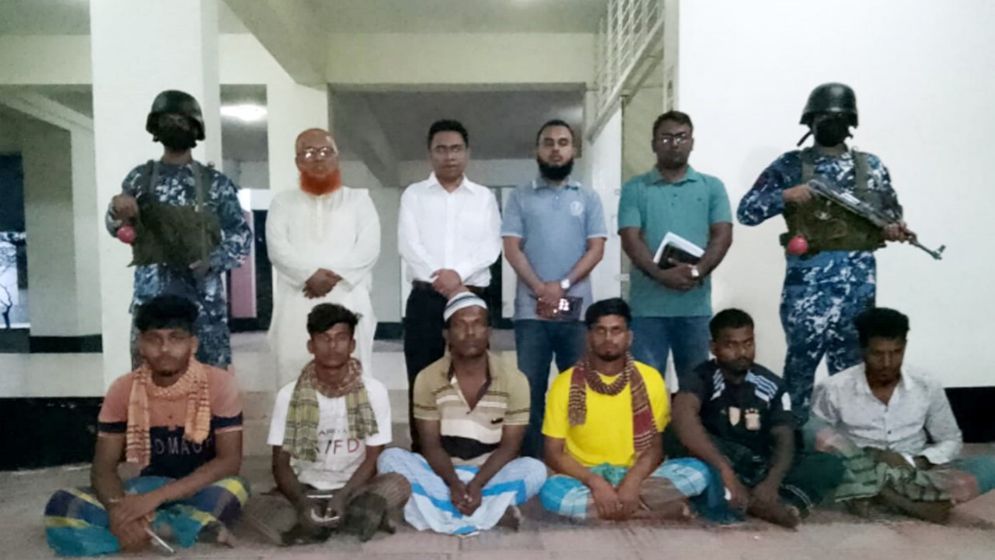 চাঁদপুরে জাটকা সংরক্ষণে দুই মাসে গ্রেপ্তার ৩৯৭ জেলে