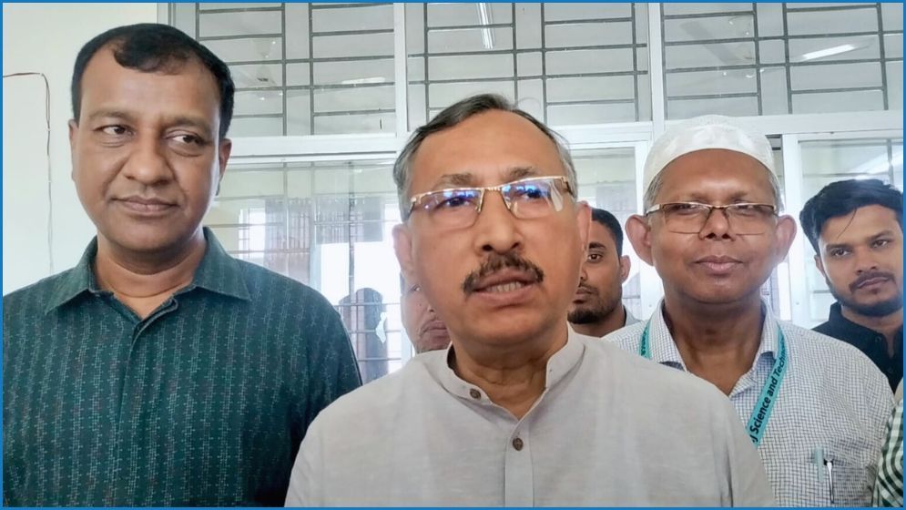 এবার ডিসেম্বরেই বই নিয়ে বাড়ি ফিরবে শিক্ষার্থীরা : শিক্ষা সচিব