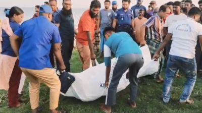 নদীতে ভাসছিল নারীর মরদেহ...