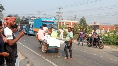 ধামরাইয়ে ট্রাকের ধাক্কায় পোশাকশ্রমিক নিহত