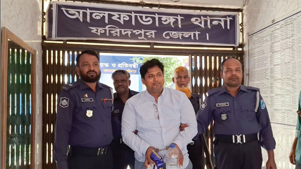 বহু মামলার আসামি ‘প্রতারক’ সিকদার লিটন রিমান্ডে