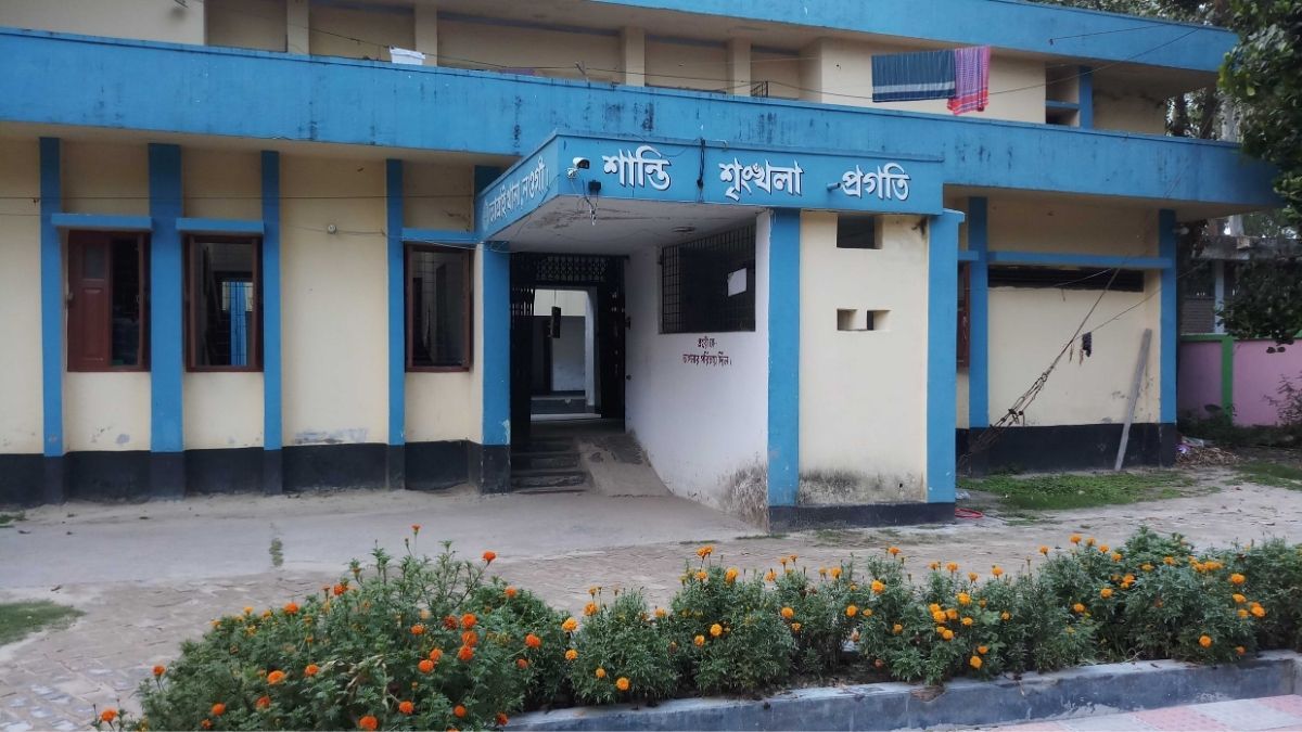 নওগাঁয় মাদকদ্রব্যসহ আটক ১
