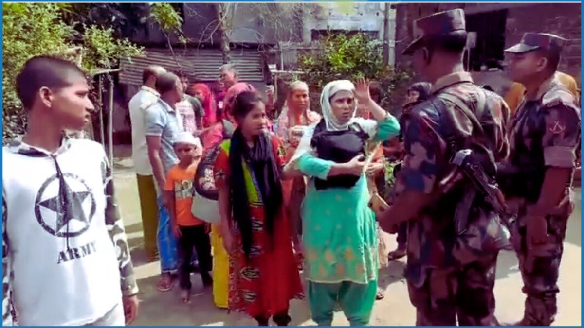 কুড়িগ্রাম সীমান্তে রোহিঙ্গা নাগরিকসহ আটক ৪৪