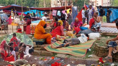 প্রশাসনকে বৃদ্ধাঙ্গুলি দেখিয়ে চলছে মাদক সেবন-ব্যবসা