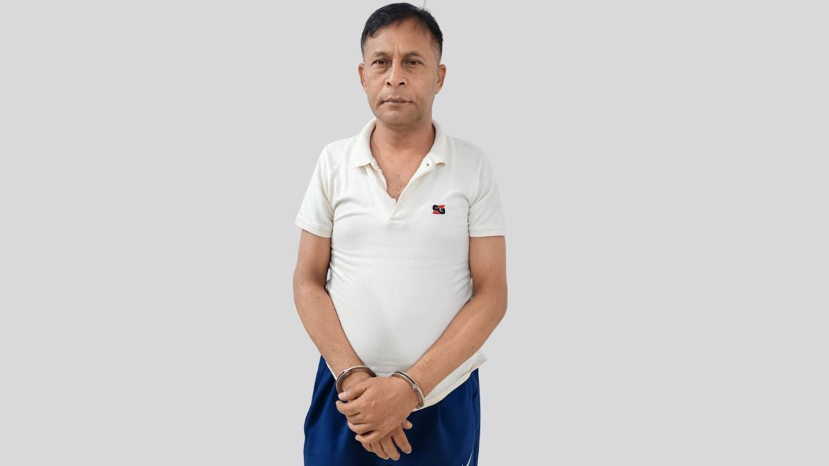 আশুলিয়া থানা স্বেচ্ছাসেবক লীগের সম্পাদক খালেক গ্রেপ্তার