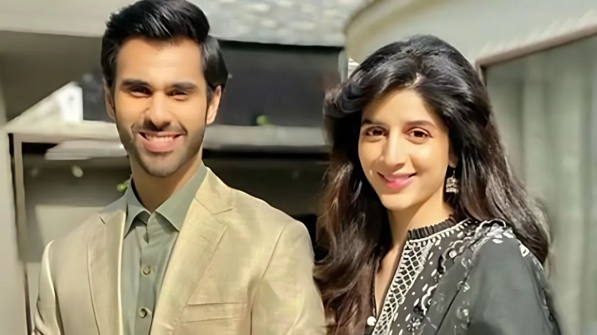 ‘সনম তেরি কসম’ থেকে পাক অভিনেত্রীর ছবি মুছে দিল ভারত, ক্ষোভ