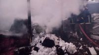 গাজীপুরে বজ্রপাতে তোলার গোডাউনে আগুন