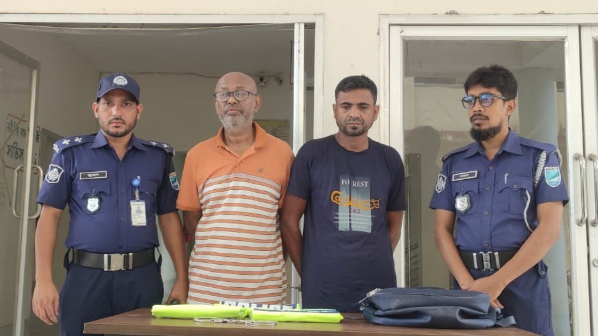 মির্জাপুরে পুলিশ সেজে ডাকাতির প্রস্তুতির সময় আটক ২
