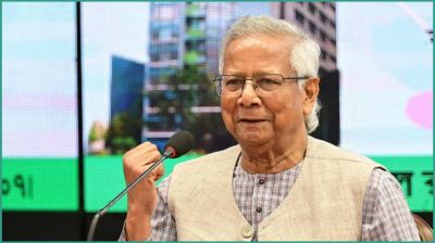 ‘ক্ষুদ্রঋণ ব্যাংক’ স্থাপনের ওপর প্রধান উপদেষ্টার গুরুত্বারোপ