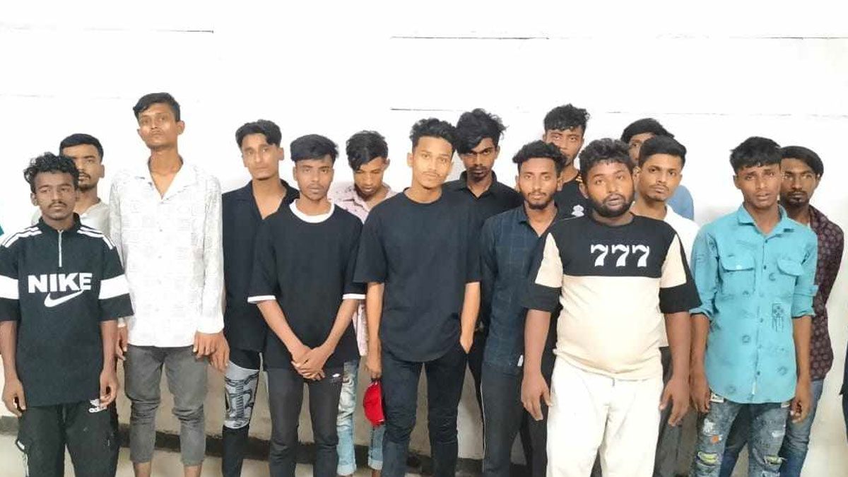মোহাম্মদপুরে পুলিশের বিশেষ অভিযান, গ্রেপ্তার ১৫