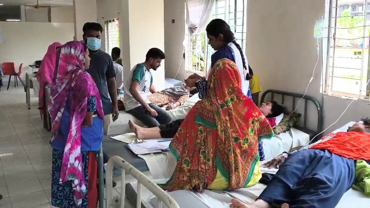 গাজীপুরে ফের কারখানার পানি পানে অসুস্থ ৮০ শ্রমিক