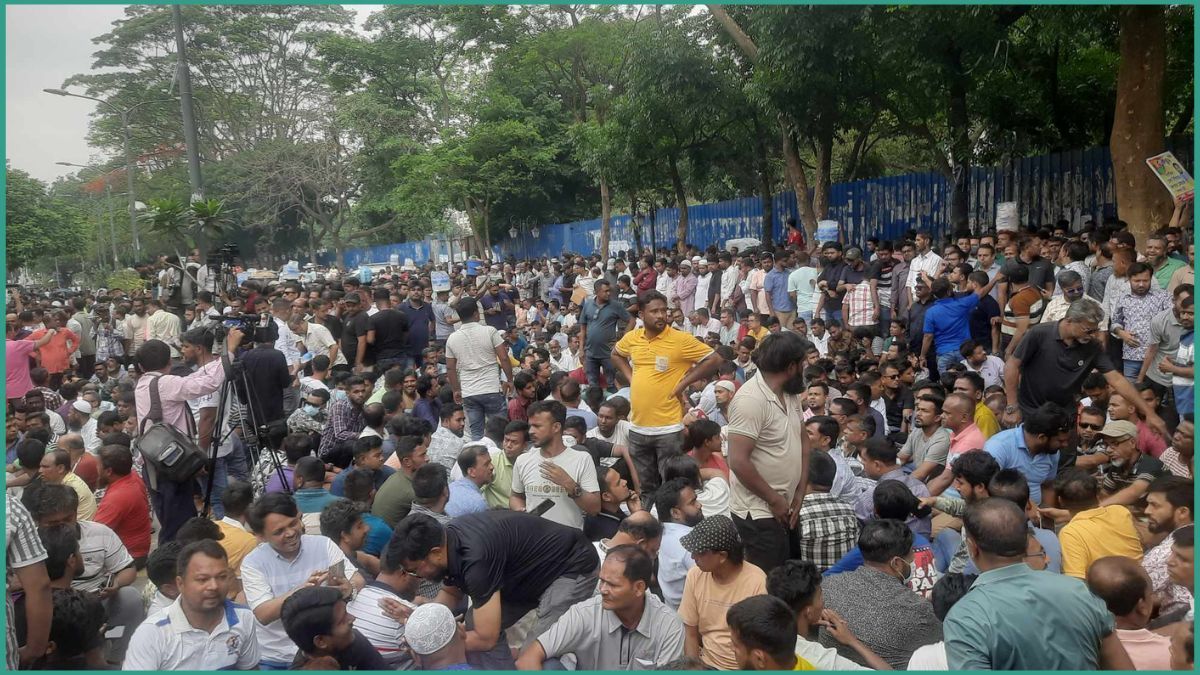 ৬ষ্ঠ দিনের মতো বিক্ষোভ করছেন ইশরাক-সমর্থকরা