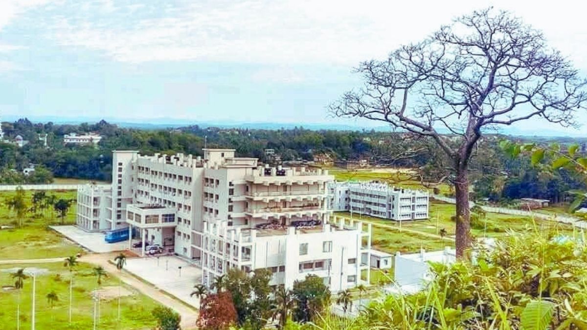 কক্সবাজারে ৫০০ শয্যার হাসপাতালের অনুমোদন, জেলাজুড়ে আনন্দ-উচ্ছ্বাস
