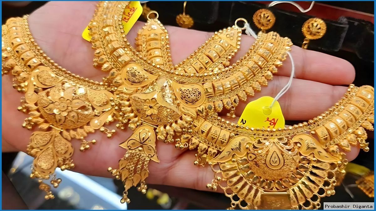 ফের বাড়ল সোনার দাম
