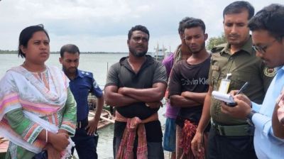 কয়রায় নদী থেকে বালু তোলায় দুই ড্রেজার মালিককে জরিমানা