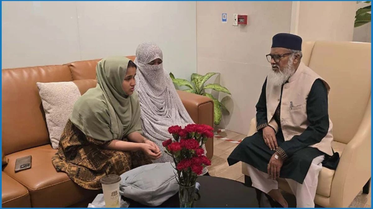 জুলাই বিপ্লবের শহীদ হাসানকে দেখতে হাসপাতালে ধর্ম উপদেষ্টা