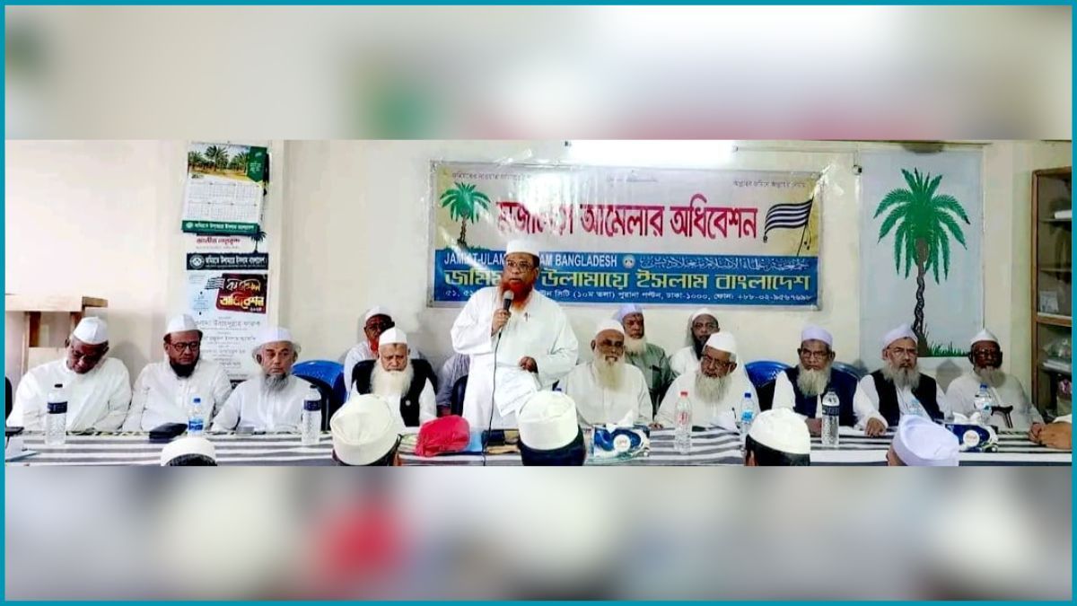 ড. ইউনুসের পদত্যাগ নয়, সংস্কার শেষে নির্বাচনের রোডম্যাপ চায় জনগণ