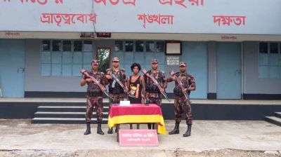 হালুয়াঘাটে ইয়াবাসহ একজন আটক