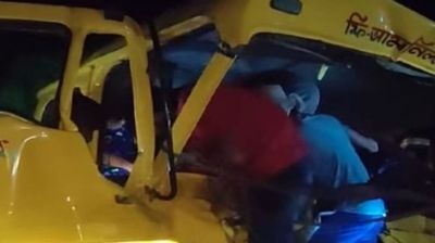 রাজশাহীতে পরপর ২ ট্রাক দুর্ঘটনায় হেলপার নিহত