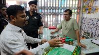ঈদে মসলার দাম নিয়ন্ত্রণে পাবনায় অভিযান