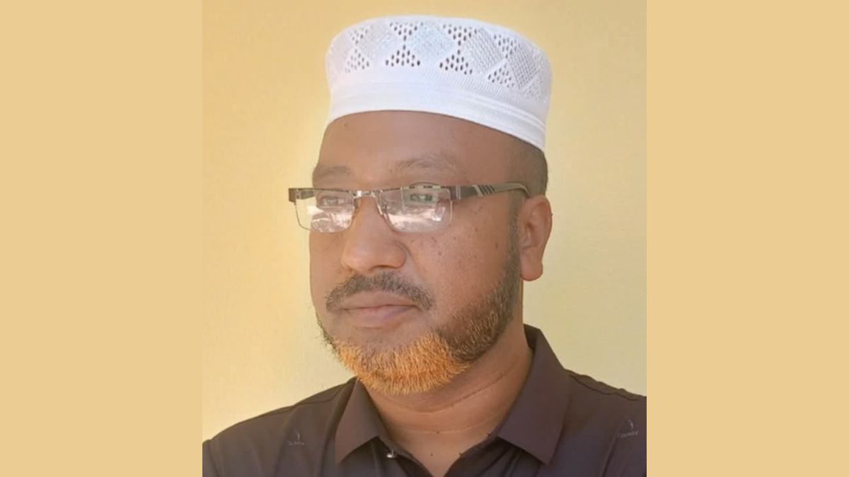 খালেদা জিয়ার গাড়িবহরে হামলা, স্বেচ্ছাসেবক লীগ নেতা গ্রেপ্তার