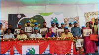 কুবির প্রতিষ্ঠাবার্ষিকীতে সম্মাননা পেলেন ৪০ শিক্ষক-কর্মচারী