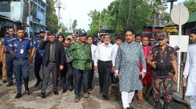 হিলি স্থলবন্দর সড়ক উন্নয়ন কাজ পরিদর্শনে পরিকল্পনা কমিশনের সিনিয়র সচিব