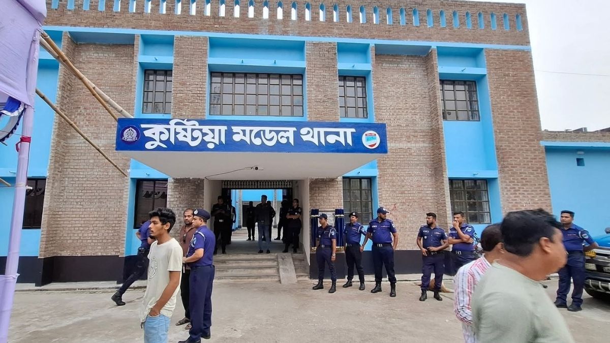 গণঅভ্যুত্থানের ১০ মাস পর কুষ্টিয়া মডেল থানার কার্যক্রম শুরু