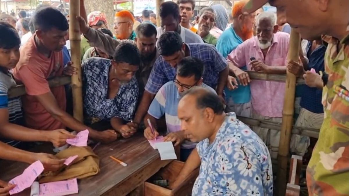 অতিরিক্ত খাজনা আদায়, সেনাবাহিনীর হস্তক্ষেপে ৫ শতাধিক ক্রেতার টাকা ফেরত