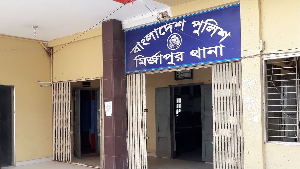 মির্জাপুরে ১ গোয়ালঘর থেকেই ৭ গরু চুরি