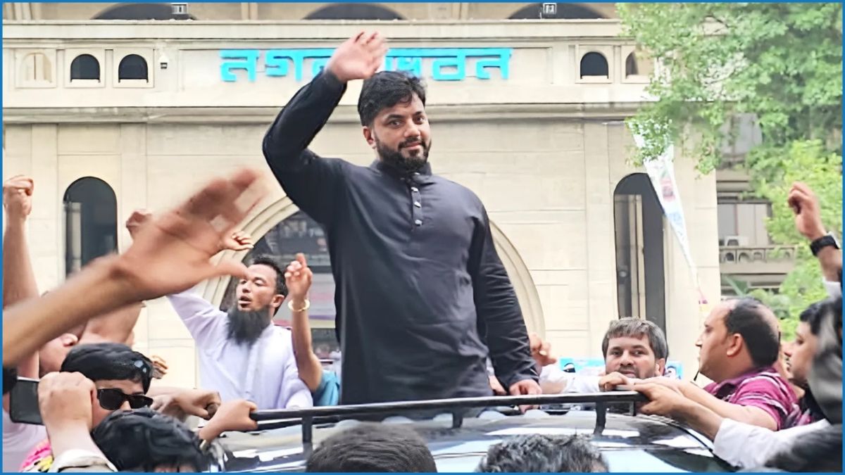 নিজেই শপথ নিয়ে মেয়রের চেয়ারে বসার ঘোষণা ইশরাকের
