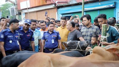 হাটে জাল টাকা ও প্রতারণা ঠেকাতে ফেনীতে পুলিশের তৎপরতা