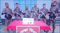 পিস্তল-গুলি ফেলে ভারতে পালাল সন্ত্রাসীরা