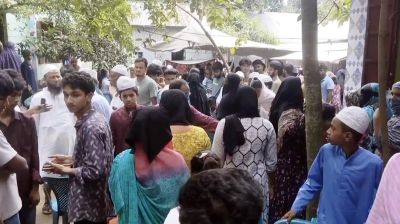 বাস-মাহেন্দ্র সংঘর্ষে শিবচরের পিতা-পুত্রসহ ৩ জনের মৃত্যু, বাড়িতে শোকের মাতম