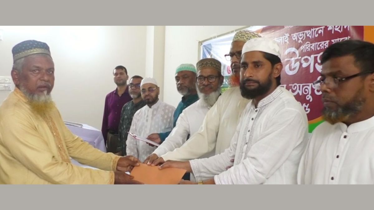 জামালপুরে জুলাই শহীদ পরিবারের পাশে জামায়াত