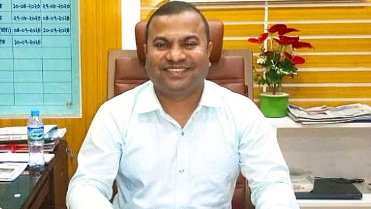 নাটোরে আদালতের আদেশ অমান্য করায় অতিরিক্ত জেলা প্রশাসককে শোকজ