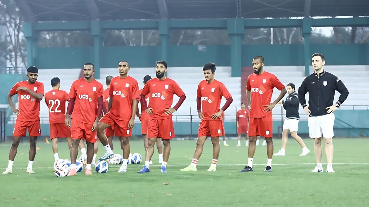 সিঙ্গাপুর ম্যাচের আগমুহূর্তে বাদ পড়লেন বাংলাদেশের ৩ জন