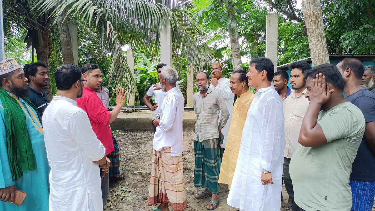 বিভিন্ন মসজিদ-মাদ্রাসার উন্নয়নে প্রবাসী যুবকের আর্থিক সহায়তা
