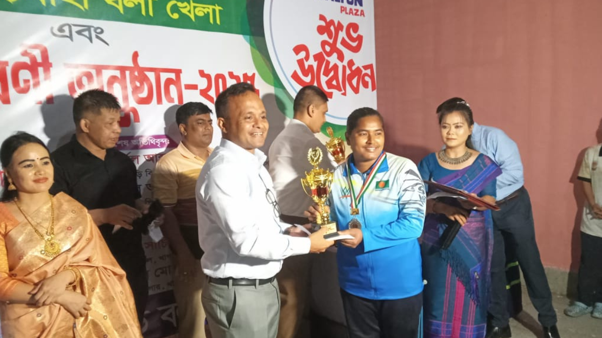 খাগড়াছড়িতে বলি খেলায় নারীদের অংশগ্রহণ