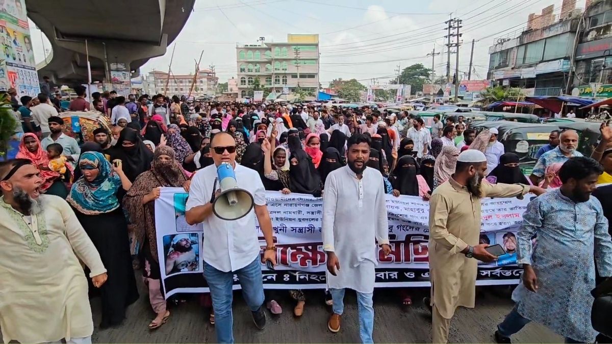 ছাত্রদল নেতার গুলিতে ব্যবসায়ী নিহত, আসামিদের গ্রেপ্তারের দাবিতে বিক্ষোভ
