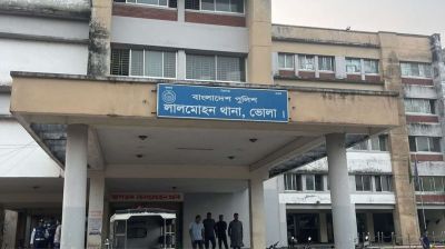 লালমোহনে মোটরসাইকেল দুর্ঘটনায় যুবক নিহত