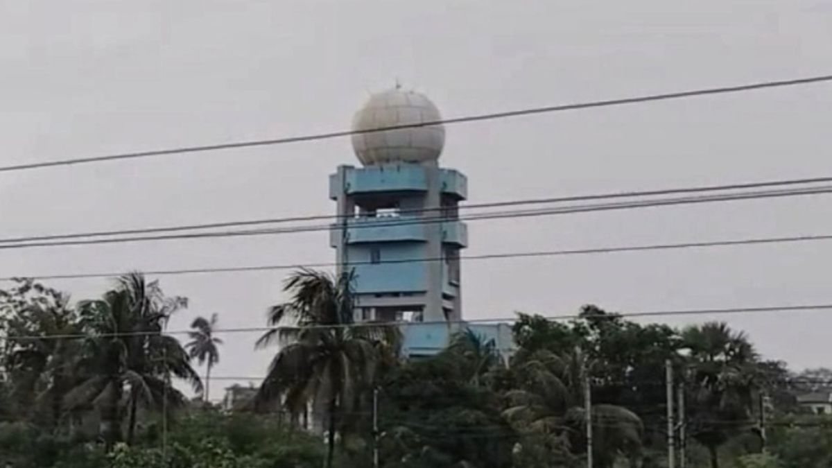 কলাপাড়ায় টানা বৃষ্টিতে জনদুর্ভোগ, শঙ্কায় কৃষকরা