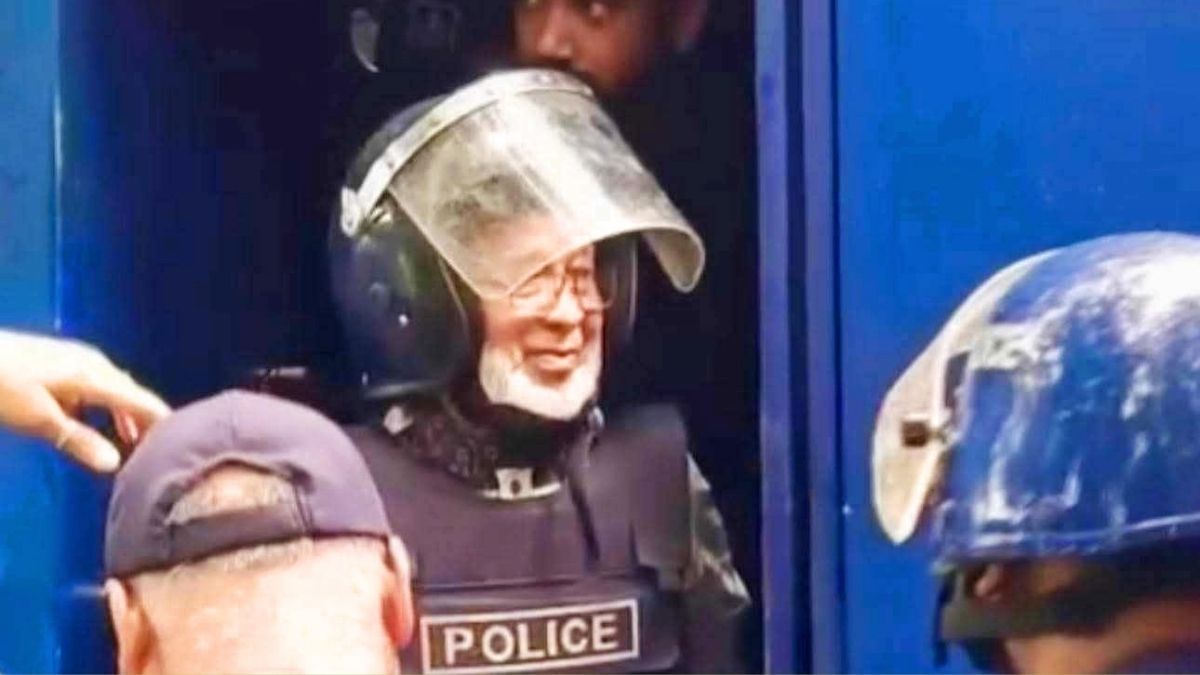 সাবেক এমপি জাফর ১৮ দিনের রিমান্ডে, পাল্টাপাল্টি বিক্ষোভ