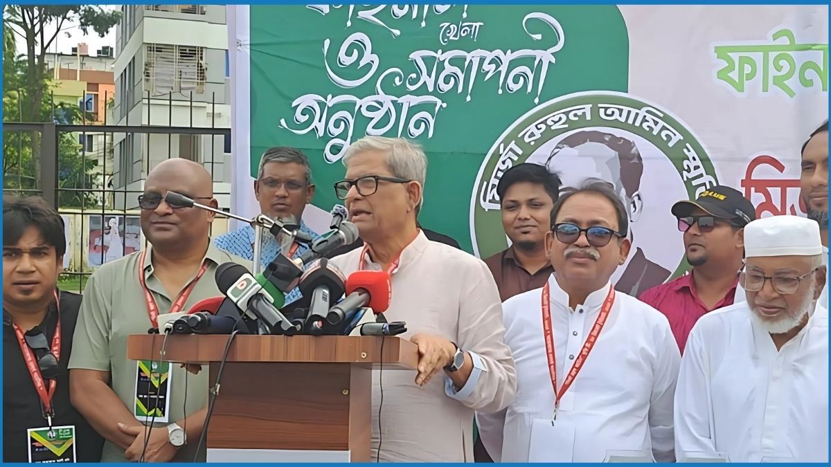 ক্রীড়াঙ্গন রাজনীতিমুক্ত হওয়া উচিৎ