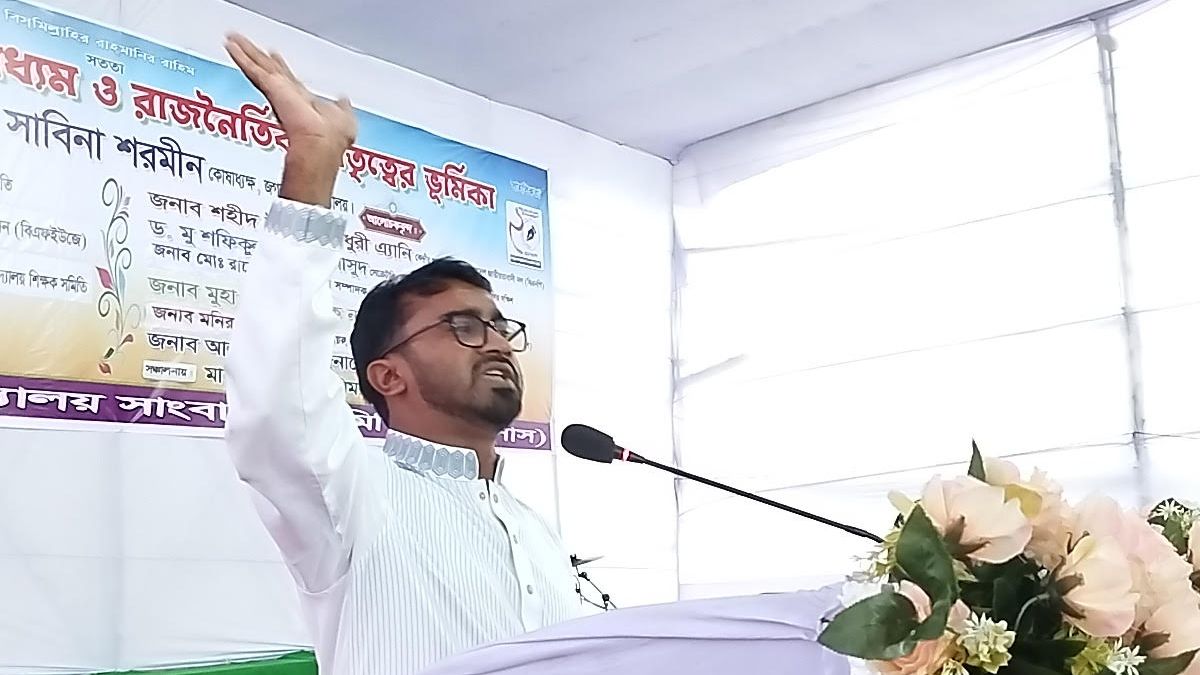 জবিতে বিশ্বজিতের নামে হল চাইলেন রাশেদ