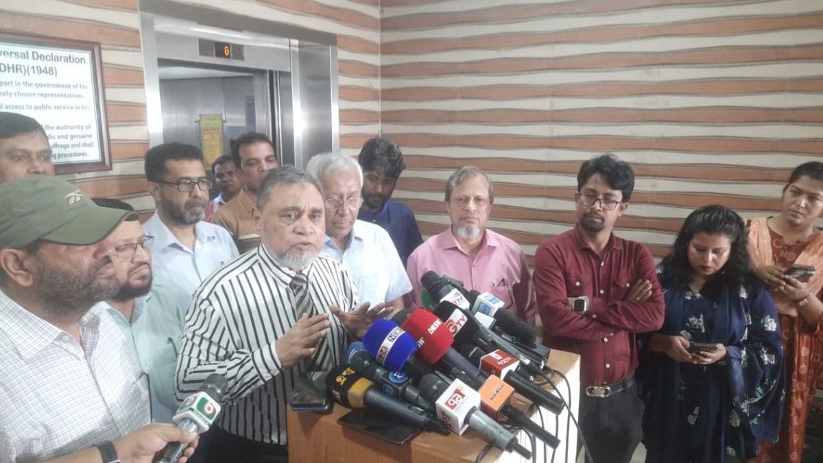 সরকারের সহযোগিতা ছাড়া নির্বাচন করা সম্ভব নয় : সিইসি