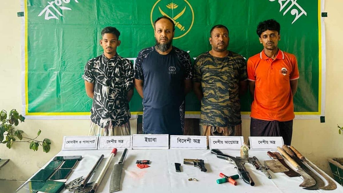 অস্ত্র-মাদকসহ বিএনপি-যুবদলের ২ নেতা আটক